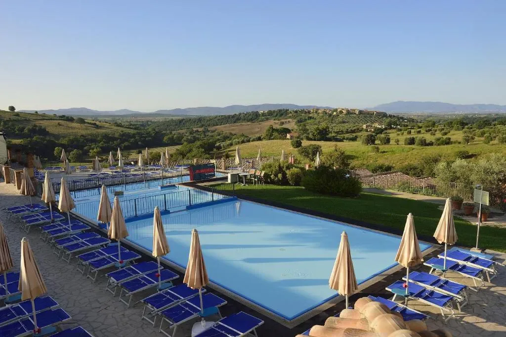 Borgo Magliano Resort - Hôtel 4 étoiles, Magliano in Toscana, Maremma, Tuscany - photo 1