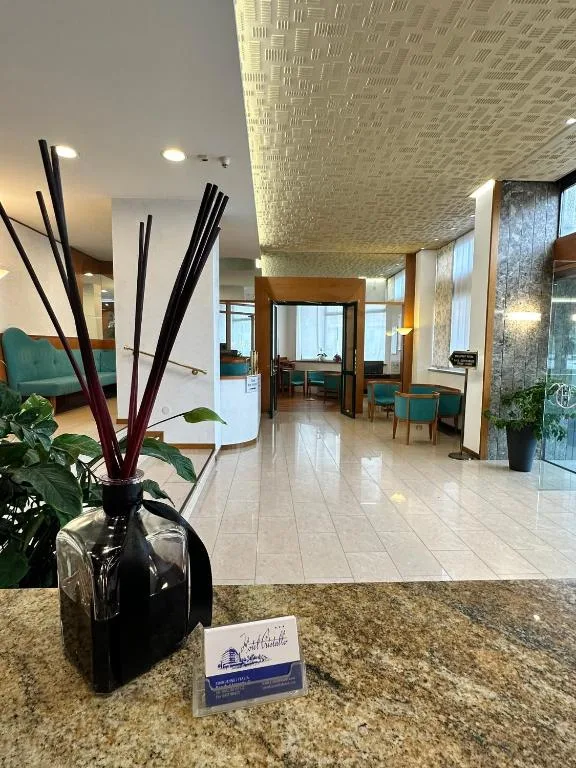 Hotel Cristallo - Hotel de 3 estrellas en Udine, Udine