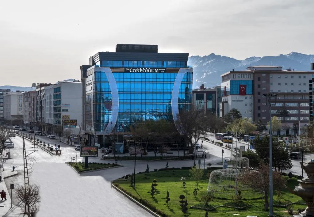 The Conforium Hotel Van - 5-star hotel in Van, Van - photo 1