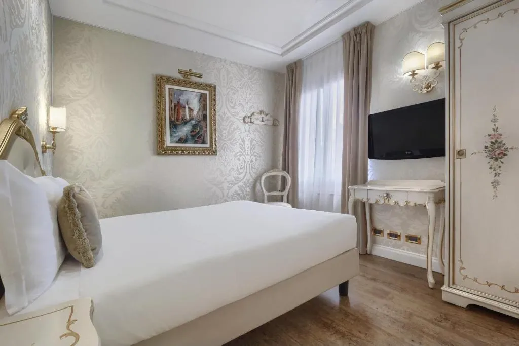 Hotel Olimpia Venice, BW Signature Collection 3sup - Hotel de 3 estrellas en Santa Croce, Venice - photo 1