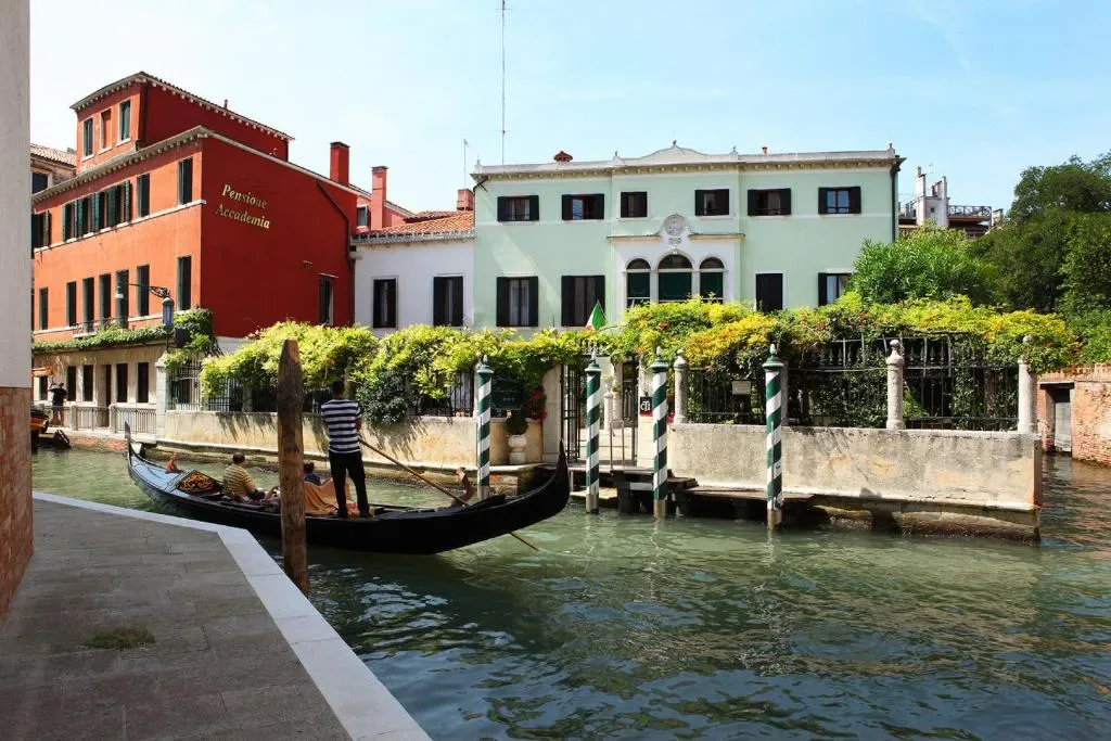 Pensione Accademia - Villa Maravege - Hôtel 3 étoiles, 30123 Venice, Venice - photo 1