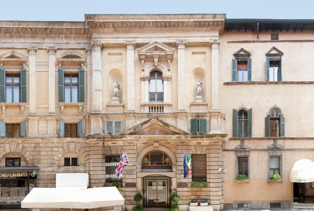 Hotel Accademia - Hotel de 4 estrellas en Via, Verona - photo 1