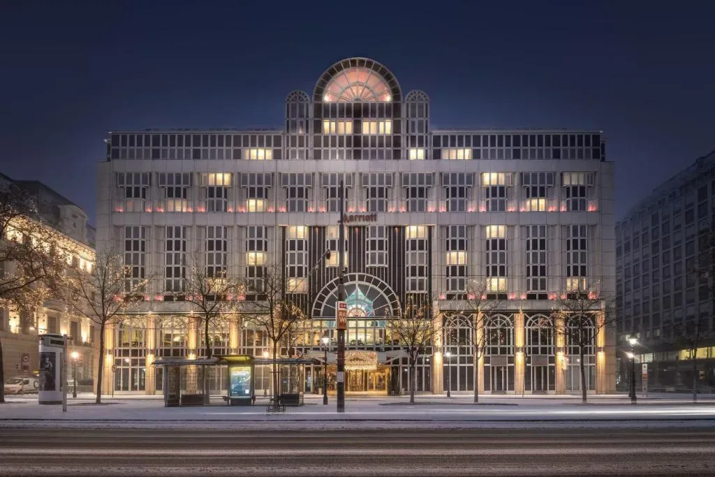 Vienna Marriott Hotel exterior on Parkring boulevard