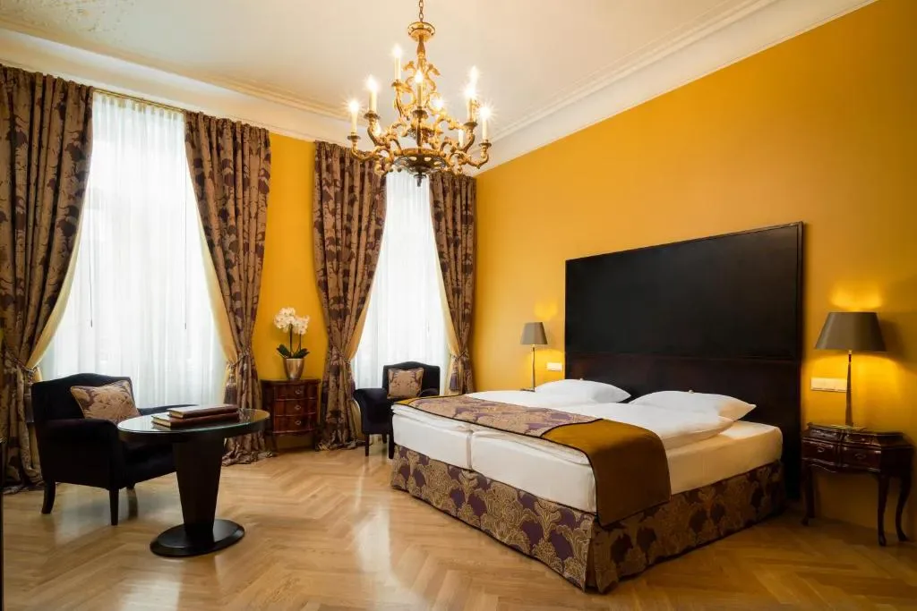 Appartement-Hotel an der Riemergasse - 4-star hotel in Innere Stadt, behind Stephansplatz, Vienna - photo 1
