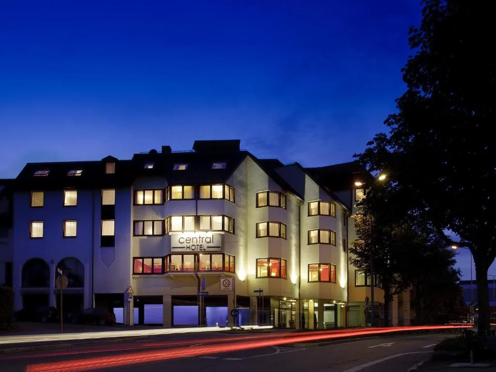 Central Hotel - Hotel de 4 estrelas em Villingen-Schwenningen, Villingen-Schwenningen - photo 1