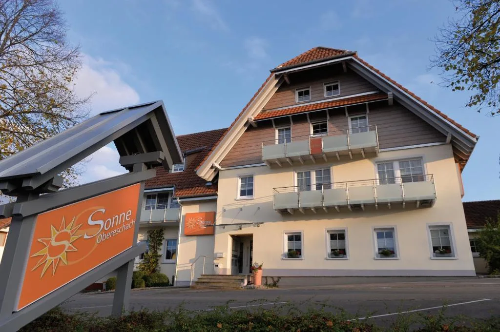 Gasthaus Hotel Sonne - Hotel de null estrelas em Villingen-Schwenningen, Villingen-Schwenningen - photo 1
