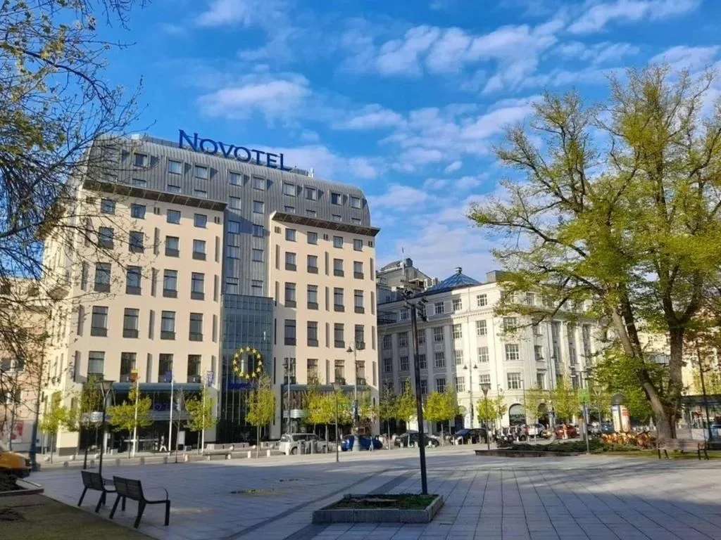 Novotel Vilnius Centre - Hotel de 4 estrelas em Vilnius Old Town, Vilnius - photo 1