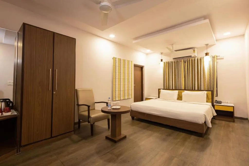 Classic Boutique Hotel & Luxury Service Apartments - Hotel de 3 estrellas en Visakhapatnam, Visakhapatnam - photo 1