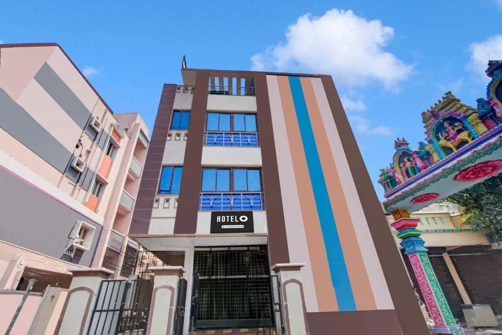 Super OYO Hotel O Adarsh Nagar Near Kavya Hospital - Hotel de 4 estrellas en Visakhapatnam, Visakhapatnam - photo 1