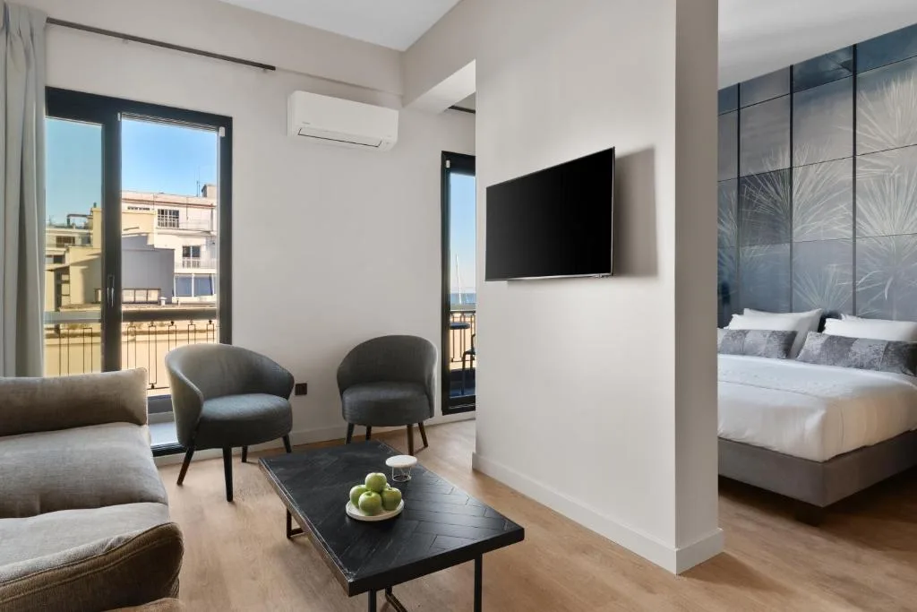 Azur Hotel Volos - 4-star hotel in Volos, Volos - photo 1