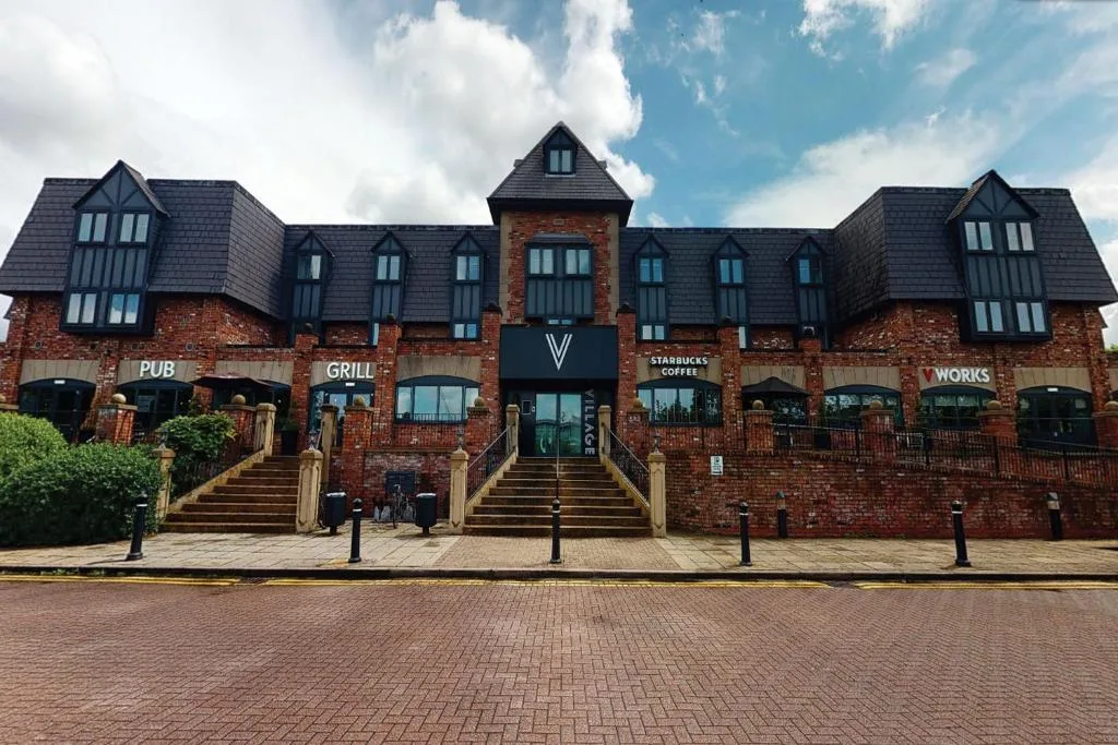 Village Hotel Warrington - 4-star hotel in Warrington, Warrington - photo 1