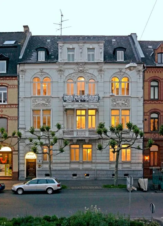 Hotel zum Scheppen Eck - Hotel de null estrelas em Wiesbaden, Wiesbaden - photo 1