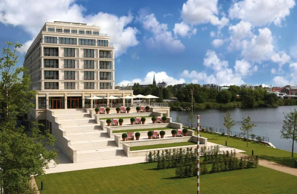 ATLANTIC Hotel Wilhelmshaven - Hôtel 4 étoiles, Wilhelmshaven, Wilhelmshaven - photo 1