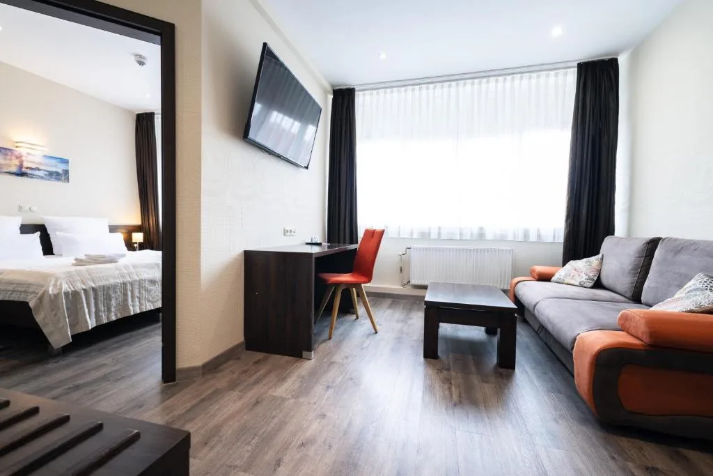 home Hotel - Hotel de 3 estrelas em Wilhelmshaven, Wilhelmshaven - photo 1
