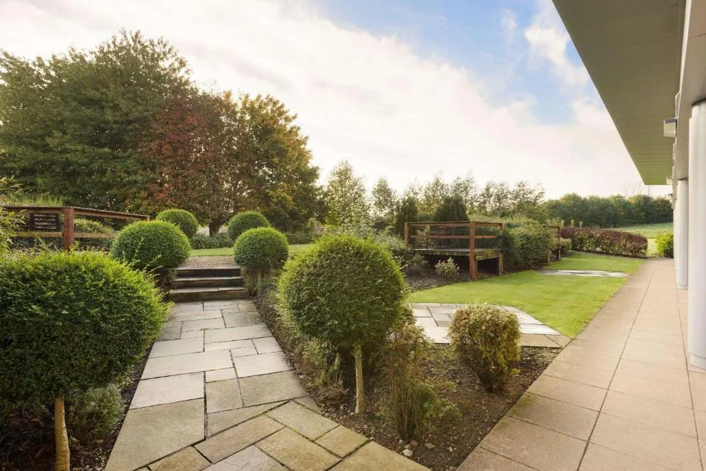 Ramada Plaza Wrexham - Hotel de 4 estrellas en Wrexham, Wrexham - photo 1
