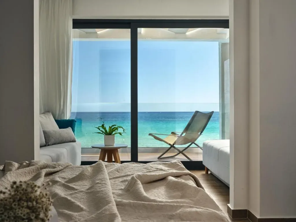 Cavo Orient Beach Hotel & Suites - 4-star hotel in Tragaki, Zakynthos - photo 1