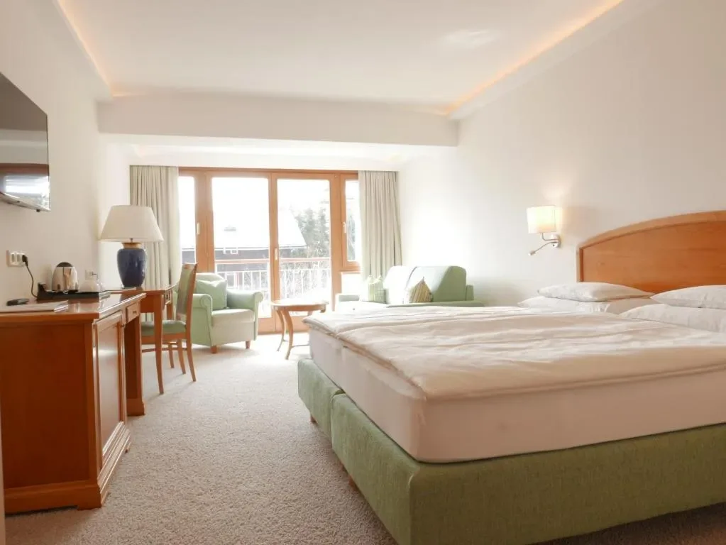 ALPIN- Das Sporthotel, SUMMERCARD included May - September - Hotel de 4 estrellas en Schmittenhöhe (cable car side), Zell am See - photo 1