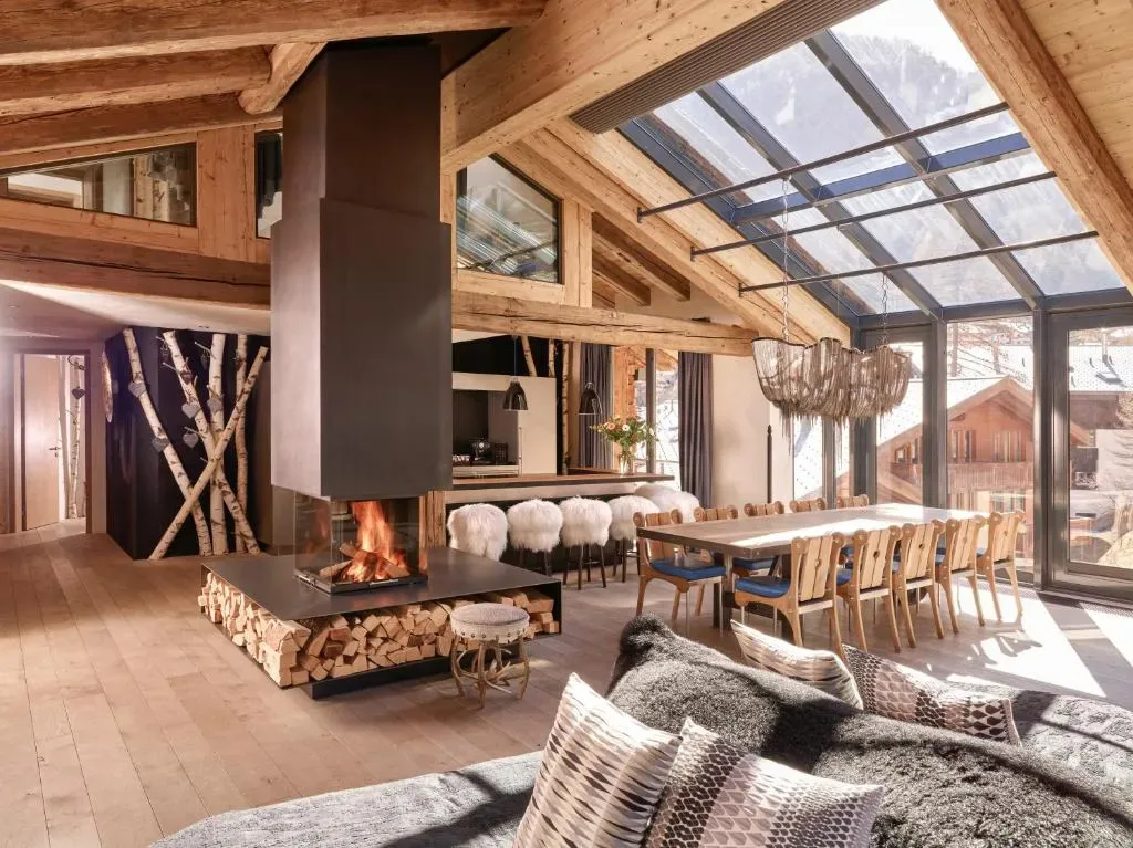 Firefly Luxury Suites - Hôtel 4 étoiles, Schluhmattstrasse 55, 3920 Zermatt, Switzerland, Zermatt - photo 1