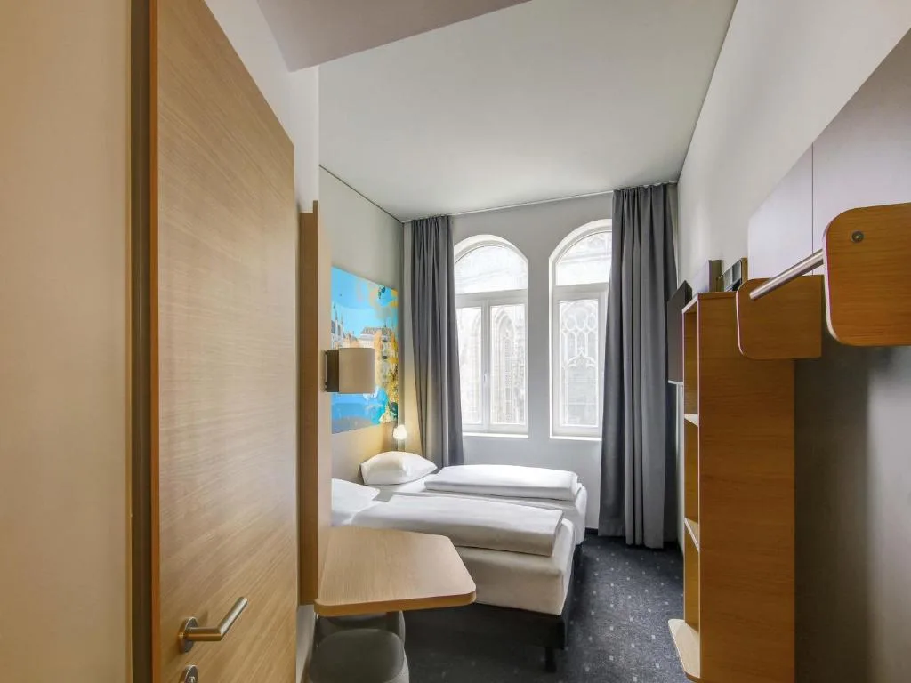 B&B HOTEL Zwickau - Hotel de 3 estrellas en Zwickau, Zwickau - photo 1