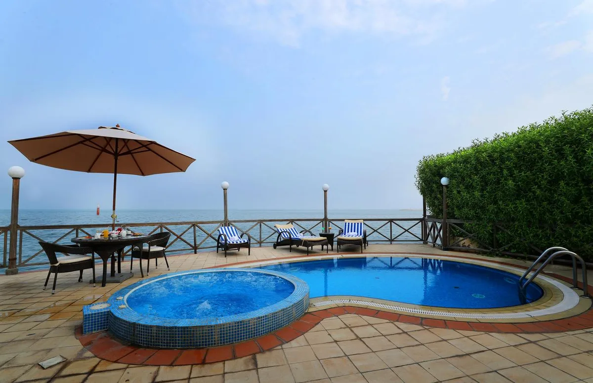 Al Bander resort — 5