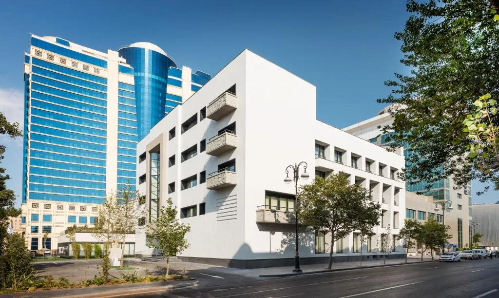 Dinamo Hotel Baku — 4