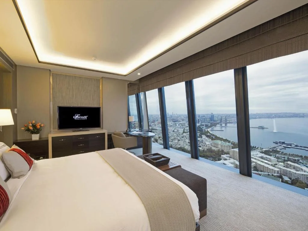 Fairmont Baku, Flame Towers — 5
