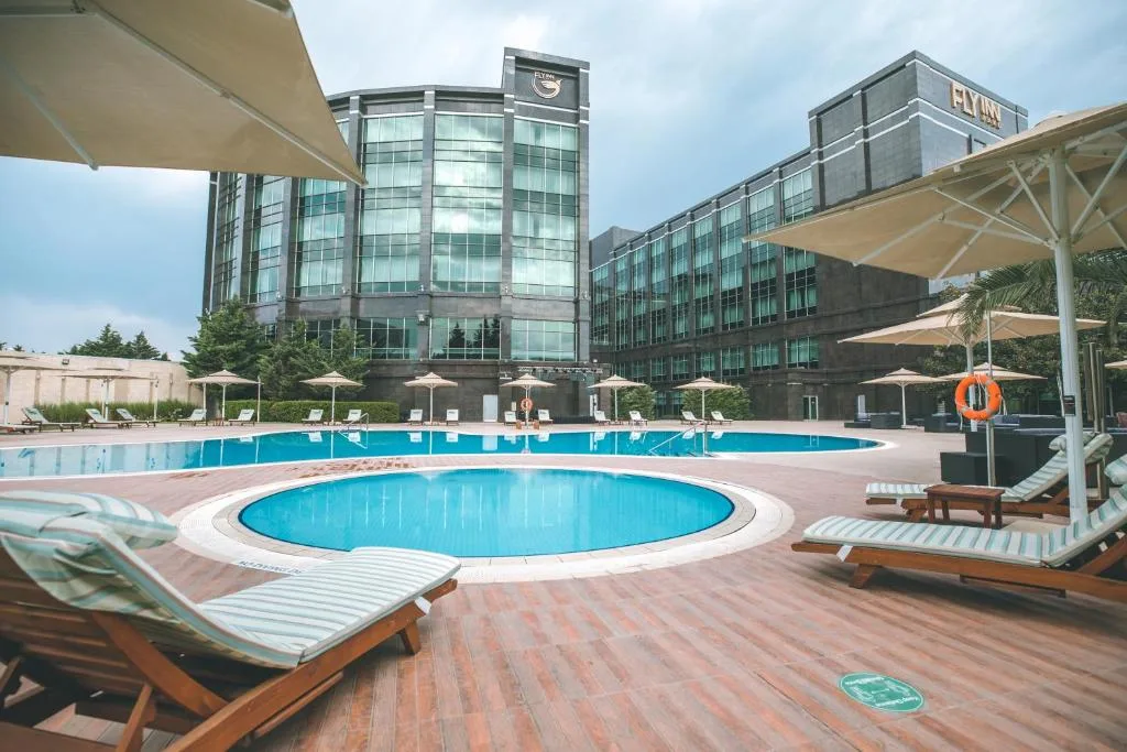 FLY INN BAKU — 4