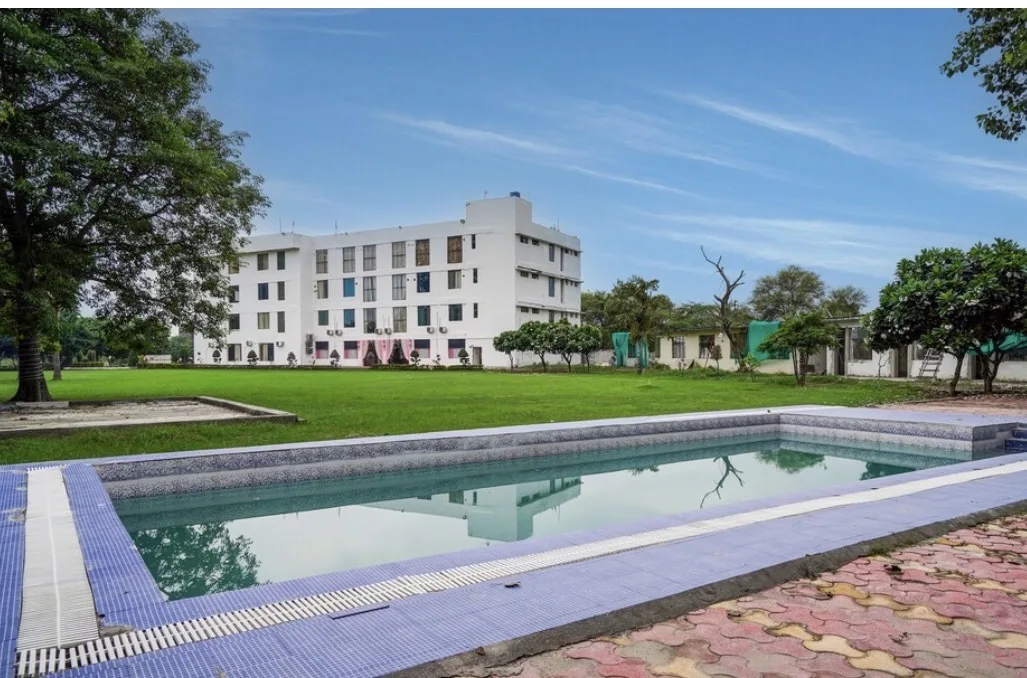 Riveria Valley Hotel and Resort