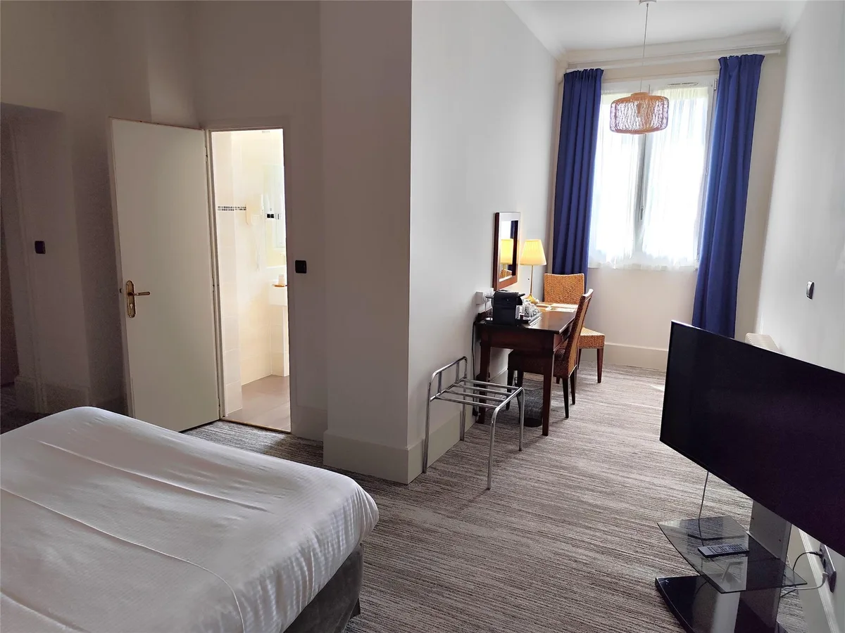 BEST WESTERN De Diane — 3