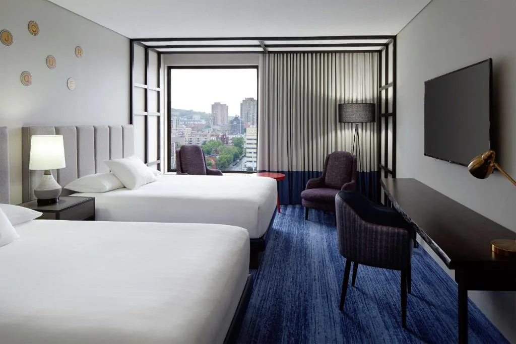 DoubleTree By Hilton Montreal — 2