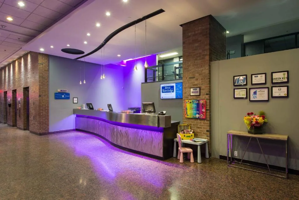 Travelodge by Wyndham Montreal Centre — 3