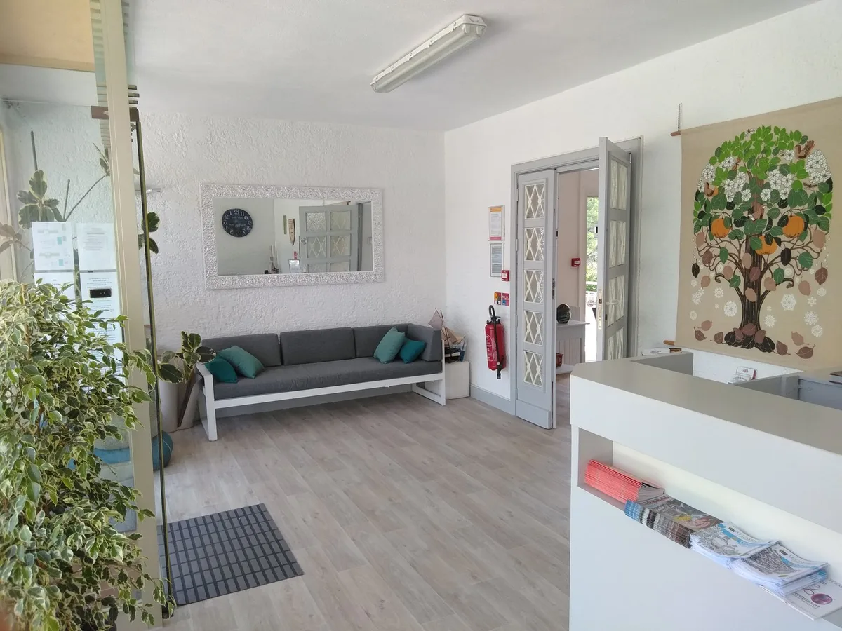 Hôtel Castel Sainte-Anne du Castellet — 5
