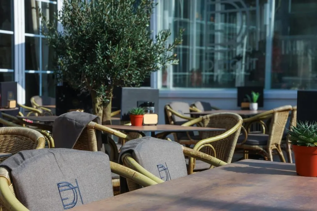 Hotel Grand Cafe Deight — 5