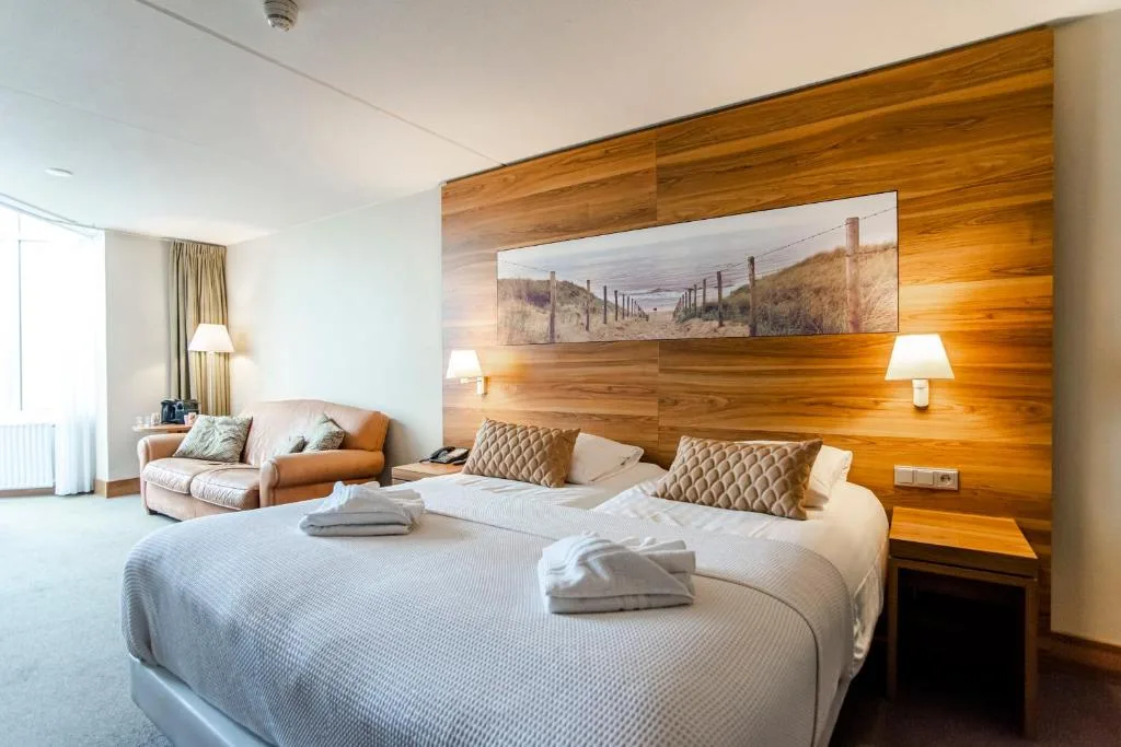 Suite with stunning sea view — 3