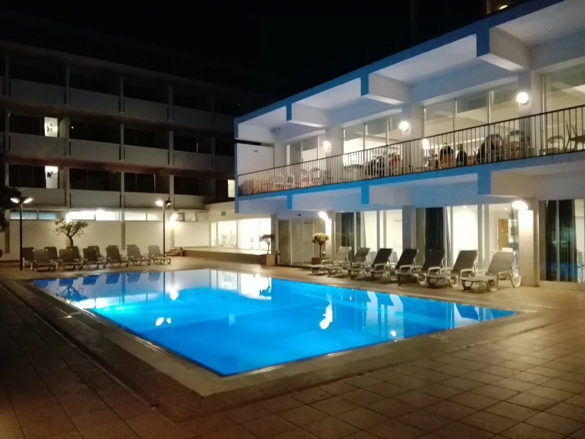 Hotel Londres Estoril — 3
