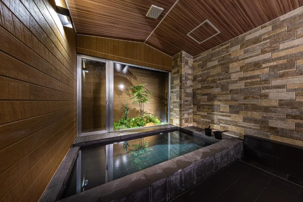 Almeria Hotel Yamanakako アルメリアホテル山中湖 — 4