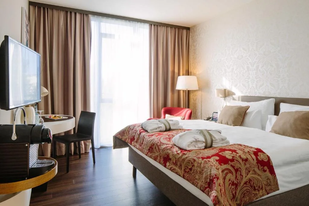 Chester Hotel Heidelberg — 4