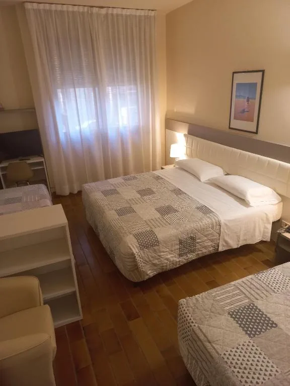Park Hotel — 2