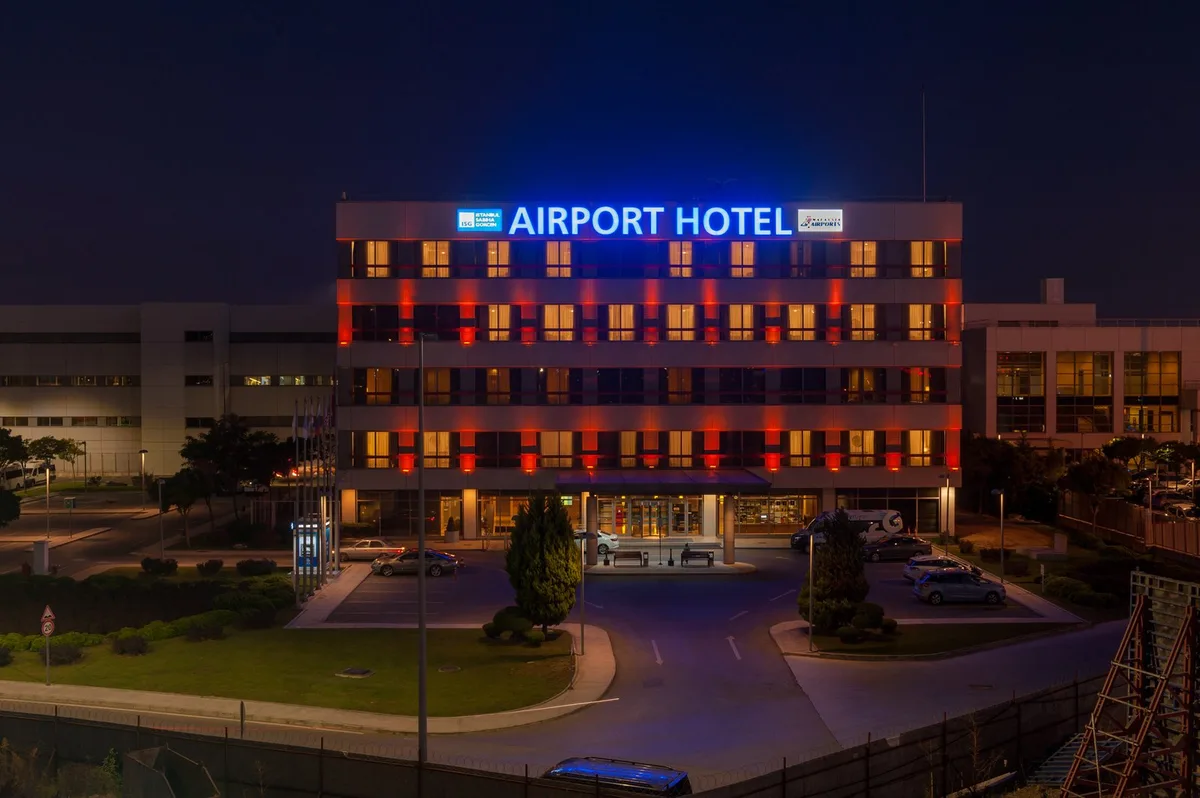 ISG Airport Hotel — 2