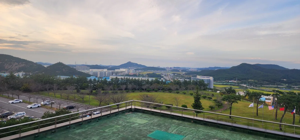 Hotel Hyundai by Lahan Mokpo