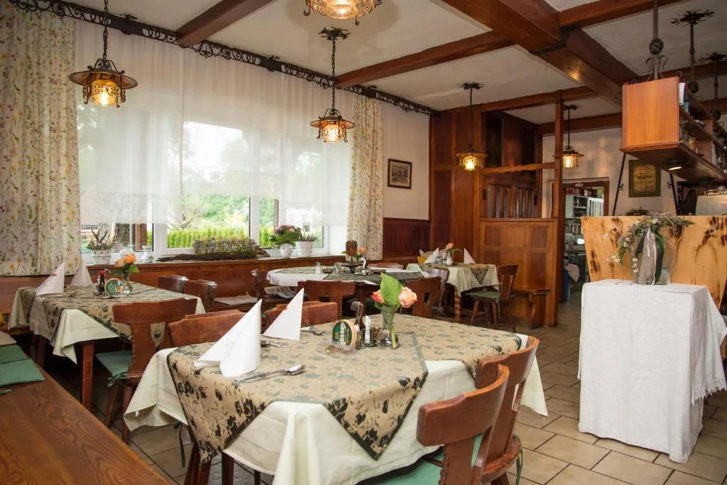 Gasthaus zur Waldschenke — 4