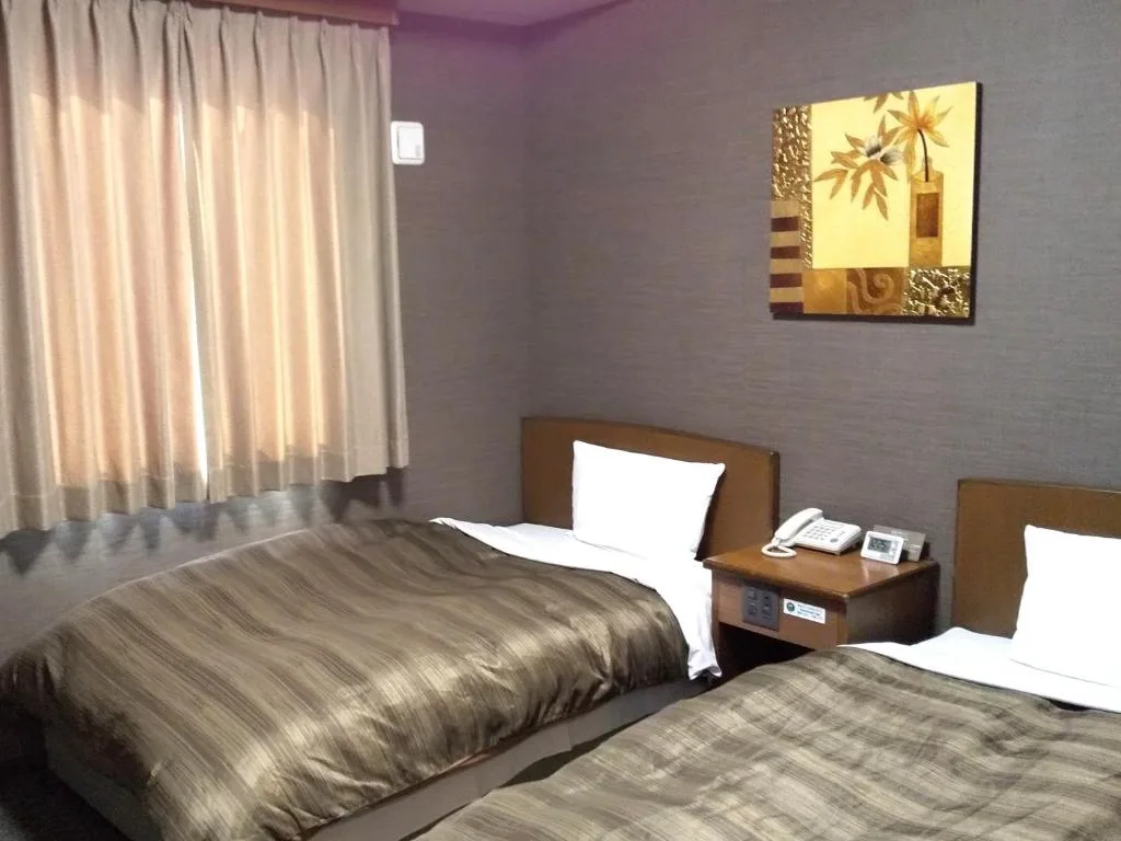 Hotel Route-Inn Tsu Ekiminami -Kokudo23gou- — 2