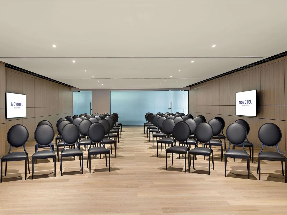 Novotel Abu Dhabi Al Bustan — 5