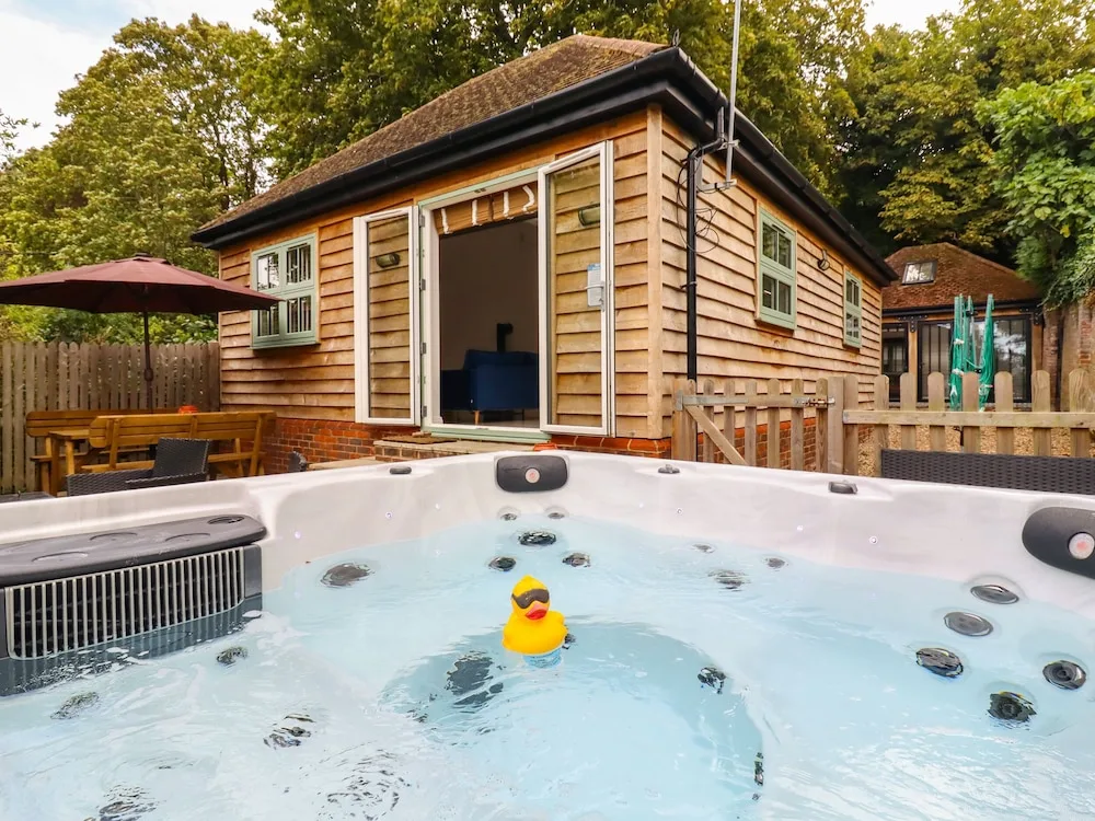 Dreamwood Lodge — 2
