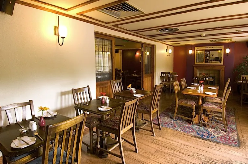 Premier Inn London Gatwick Airport East (Balcombe Road) hotel — 3