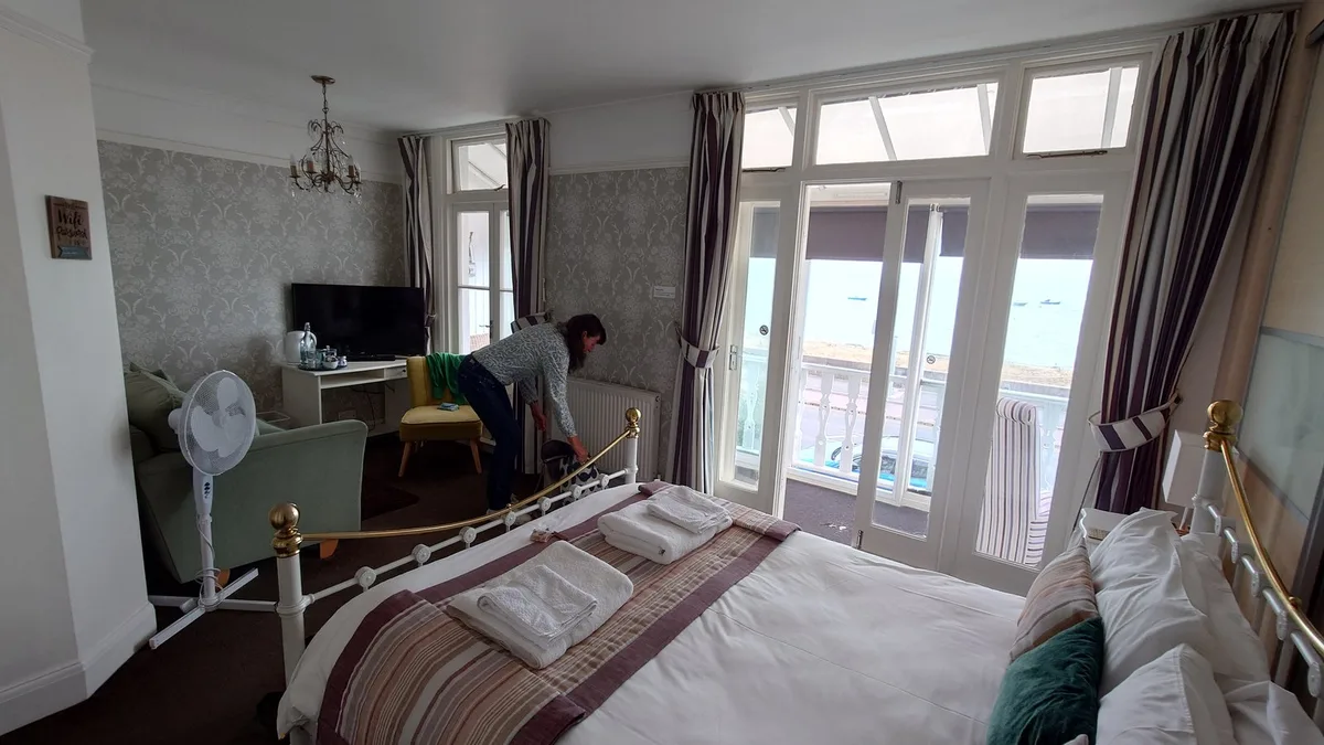pebbles Hotel — 4