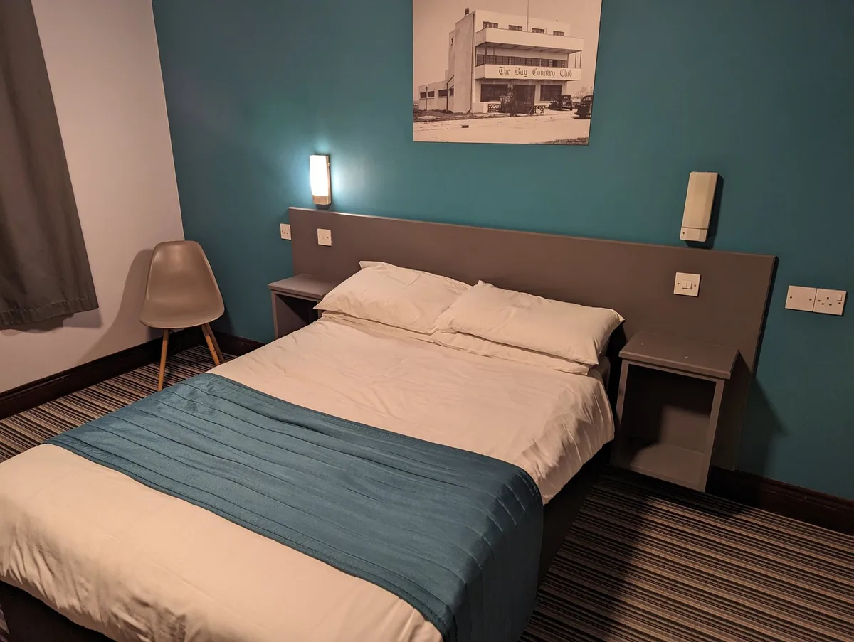 The Oysterfleet Hotel, Restaurant & Bar — 2