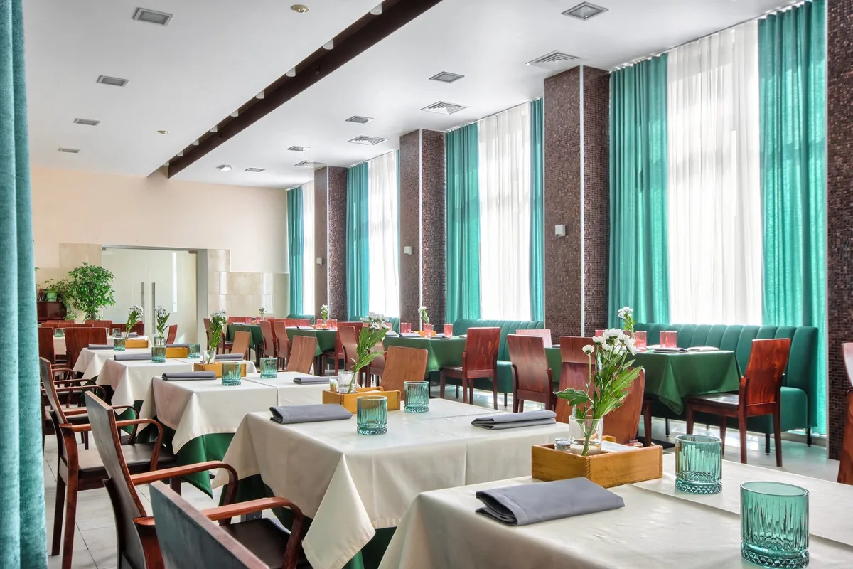 Otel' Ladoga — 4