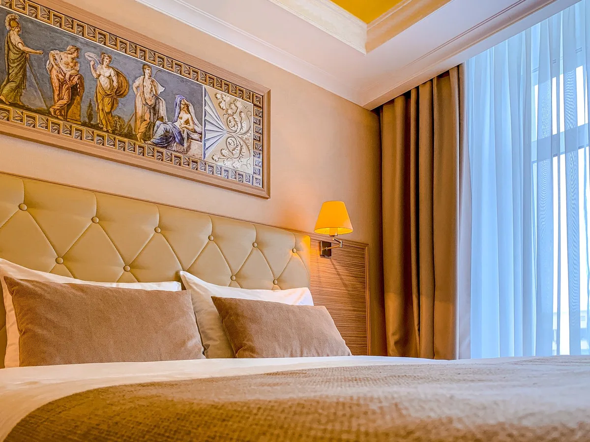 Otel' Tavricheskiy 4 Zvezdy