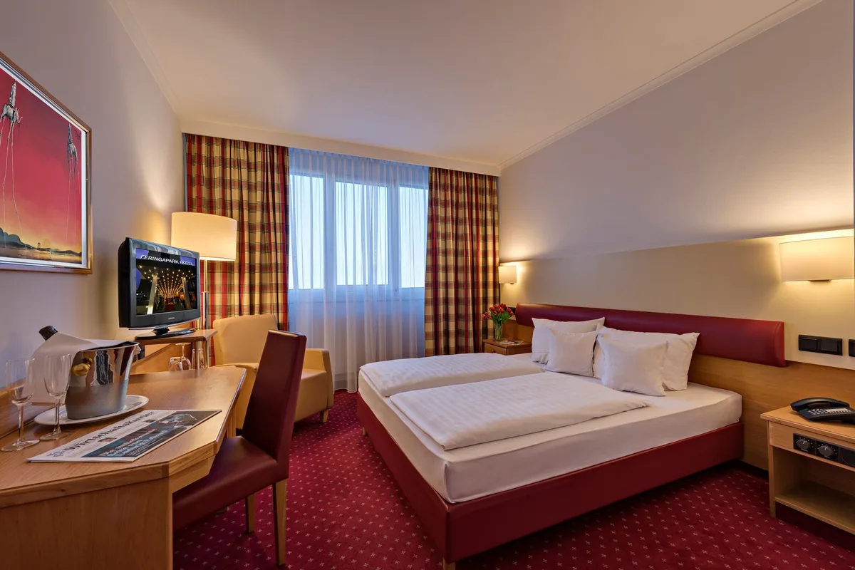 Feringapark Hotel — 3